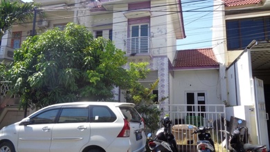 Rumah Siap Pakai di Area Surabaya Kota, Surabaya, LT 118m²