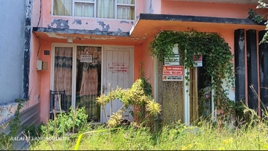 Rumah Minimalis Harga Hemat di Gresik Kota, Gresik, LB 32m²