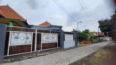 Rumah Minimalis Harga Ekonomis di Sidoarjo, Sidoarjo, LB 554m²