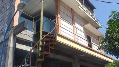 Rumah Siap Pakai di Area Gresik Kota, Gresik, LT 267m²