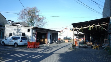 Dijual Gudang Lelang Jambangan Baru Sby