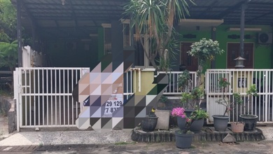 Rumah Dijual di Gresik Kota, Gresik, LB 150m², Harga Terbaik!