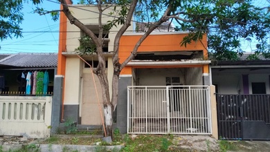 Rumah Nyaman Lokasi Gresik Kota, Gresik, LT 84m², Harga 237 Juta