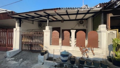 Kesempatan Rumah di Gresik Kota, Gresik, LB 90m², Harga 621 Juta