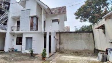 Dijual rumah Eksklusif di Ciganjur, Jakarta Selatan - LT 329m²