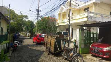 Rumah Dijual di Surabaya Kota, Surabaya, LB 200m², Harga Kompetitif!
