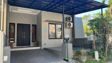 Jual Rumah 100 area Citraland, Surabaya
