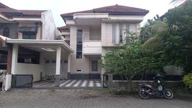 Penawaran Langka, rumah Mewah di Unimas Garden Waru , Sidoarjo, LB 90m²