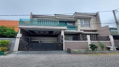 Dijual rumah Premium di Kebonsari, Surabaya - LT 240m²