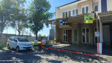Rumah Modern area Lakarsantri, Surabaya, LT 100 m2