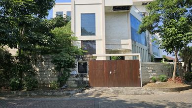 Jual Rumah 541 di Citraland, Surabaya