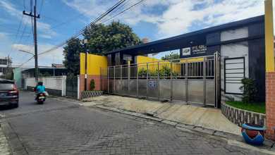 Hunian Mewah di Surabaya Kota, Surabaya, 3 Kamar Tidur, LT 384m²