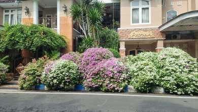 Rumah Elegan di Waru, Surabaya, 4 Kamar Tidur, LT 441m²