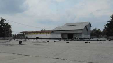 Dijual Via Lelang Gudang / Pabrik Slep Padi Jalan Desa Laok Bindung Desa Landangab Kec. Kapongan Situbondo