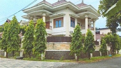 Hunian Elegan di Waru, Surabaya, 4 Kamar Tidur, LT 495m²