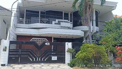 For Sale rumah Eksklusif di Surabaya Kota, Surabaya - LT 370m²