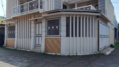 Rumah Dijual di Unimas Garden Waru , Sidoarjo, LB 90m², Harga Terbaik!