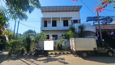 Properti Siap Pakai di Area Rungkut, Surabaya, LT 251m²