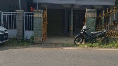Jual Rumah Megah LT 664 m2 di Kediri, Kediri