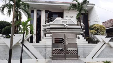 Hunian Mewah di Surabaya Kota, Surabaya, 6 Kamar Tidur, LT 450m²