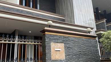 Rumah Elegan di Surabaya Kota, Surabaya, 5 Kamar Tidur, LT 594m²