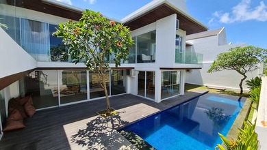 Dijual Villa Super Mewah Bintang 4 View Perbukitan dan Laut , Lokasi Ungasan Bali