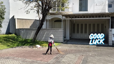 Kesempatan Langka, rumah Mewah di Wiyung, Surabaya, LB 423m²