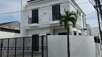 Rumah Area Luxury Pakuwon City, Surabaya - Harga Terbaik 3,4 Miliar
