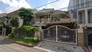 For Sale rumah Eksklusif di Surabaya Kota, Surabaya - LT 375m²