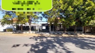 Penawaran Eksklusif, rumah Prestisius di Tenggilis Mejoyo, Surabaya, LB 90m²