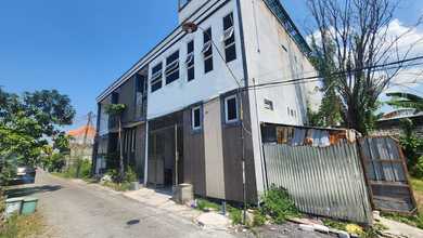 Jual Rumah Nyaman di Manyar, Gresik - LT 233m²
