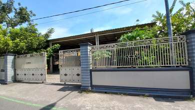 Rumah Minimalis Harga Ekonomis di Tulangan, Sidoarjo, LB 150m²