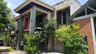 Kesempatan Rumah di Kedamean, Gresik, LB 2500m², Harga 1,5 Miliar