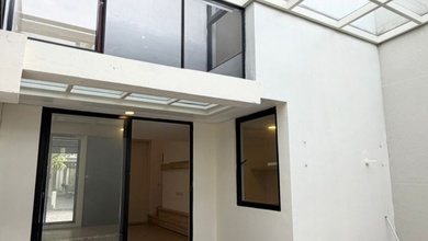 Jual Rumah Nyaman di Citraland, Surabaya - LT 45m²