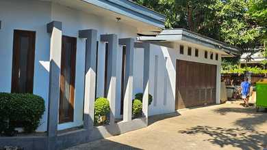 Rumah Sewa Nyaman Lokasi Surabaya Kota, Surabaya, LB 276m²
