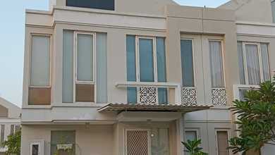 Rumah Sewa Nyaman Lokasi Tandes, Surabaya, LB 70m²