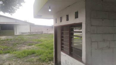 JUAL LELANG GUDANG RAYA KH SAFII MANYAR GRESIK M244