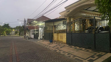 Rumah Mewah LT 300 m2, area Sukomanunggal, Surabaya