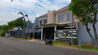 Rumah Dijual di Buduran, Sidoarjo, LB 380m², Harga Terbaik!