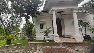 Rumah Elegan di Babakan Madang, Bogor, 5 KT, LT 1057m²