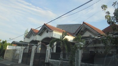 Hunian Mewah di Kenjeran, Surabaya, 3 Kamar Tidur, LT 420m²