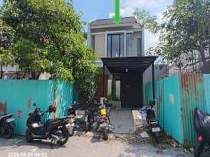 Kesempatan Rumah di Citraland, Surabaya, LB 100m², Harga 745 Juta