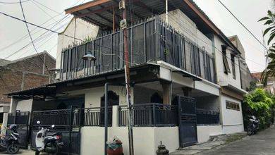 Rumah Modern Luas 132 Jual di Manukan, Surabaya