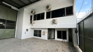 Disewakan Gudang Di Pergudangan Suri Mulya Margomulyo Surabaya