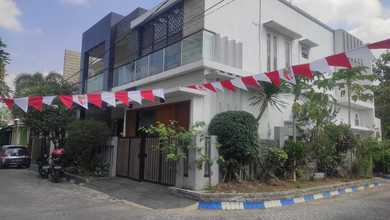 Dijual Rumah Strategis di Lamongan, Lamongan - LT 209m²