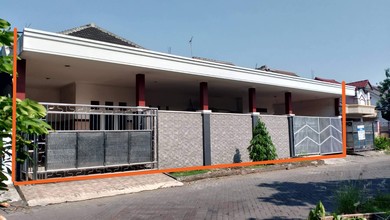 Rumah Dijual di Sidoarjo, Sidoarjo, LB 120m², Harga Terbaik!