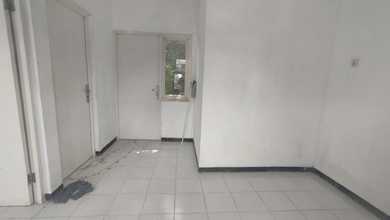 Jual Rumah Siap Huni di Menganti, Gresik, 2 KT, Penawaran Terbaik