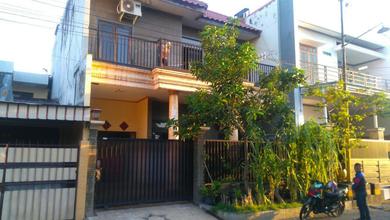 Kesempatan Rumah di Tandes, Surabaya, LB 190m², Harga 753 Juta