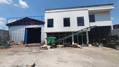 Dijual Via Lelang Tgl 04 Agt 26 Gudang + Kantor di 0 Raya Putat Lor Menganti Gresik