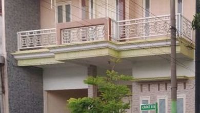 Rumah Prestisius di Kawasan Benowo, Surabaya, LB 144m², Harga 3,1 Miliar